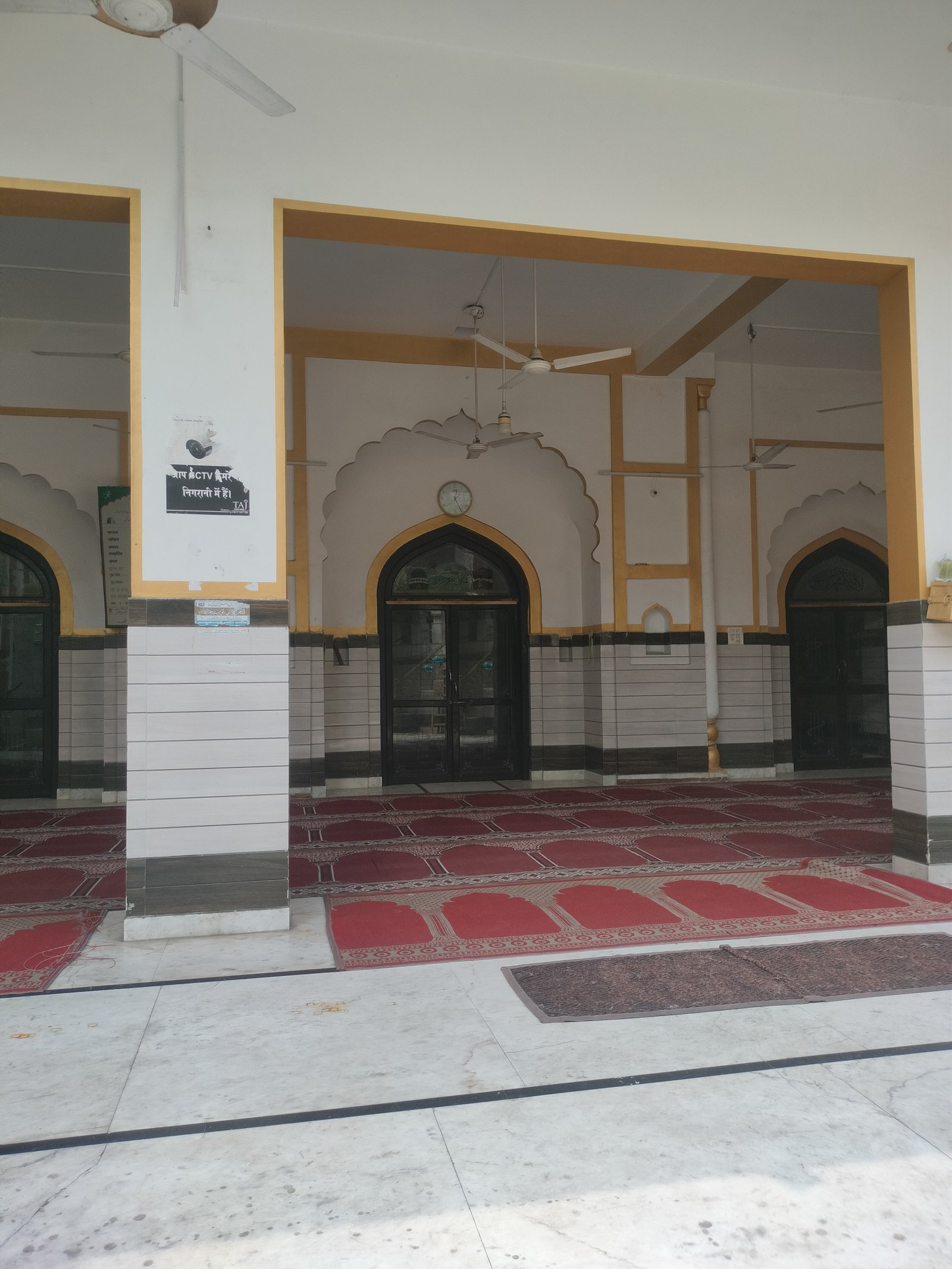 Gado wali Masjid pilkhan tala