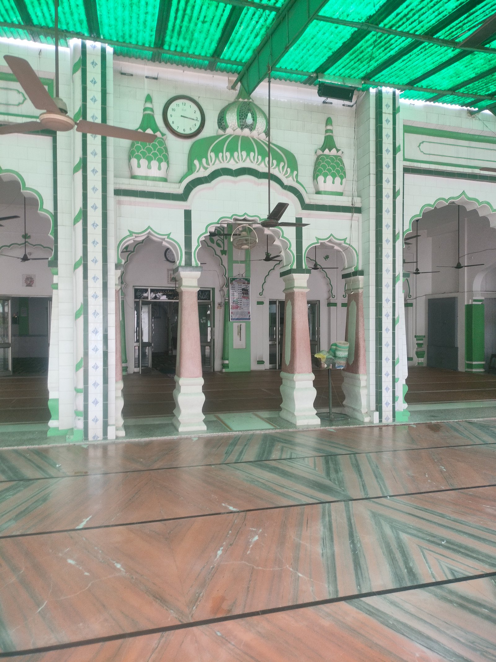 Masjid Takiye Wali 
