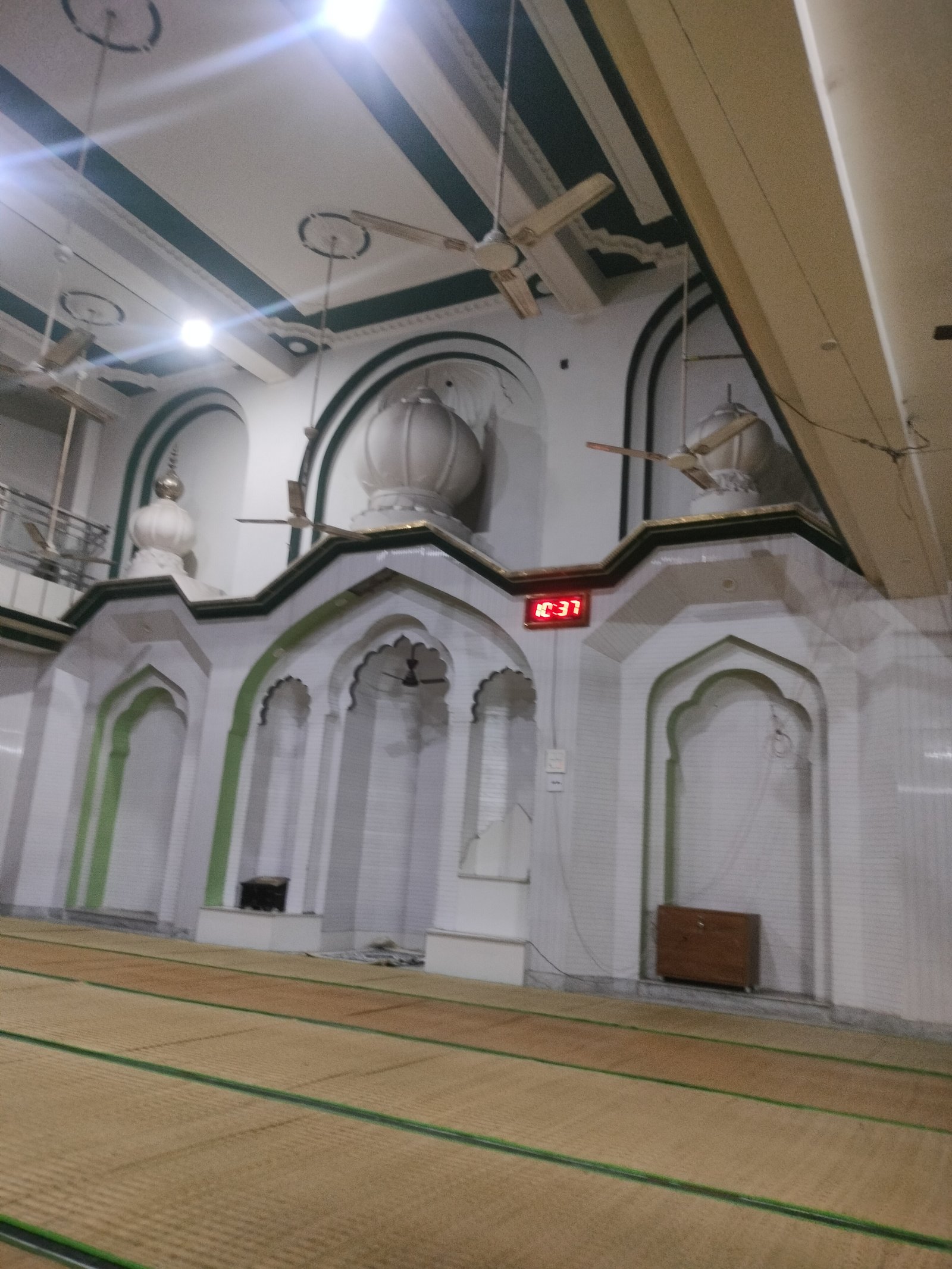 Masjid neem tala