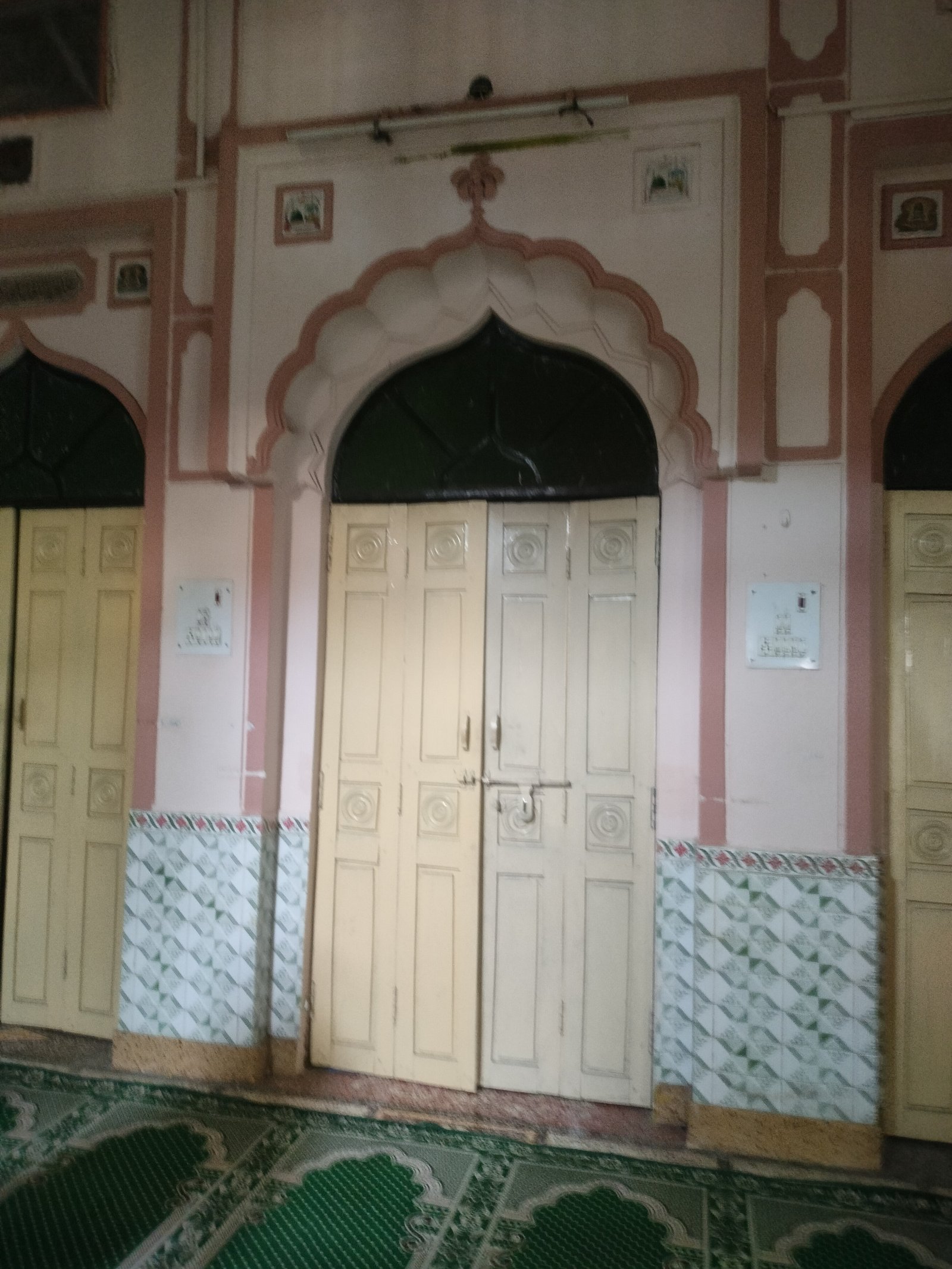 Masjid Charagul Islam