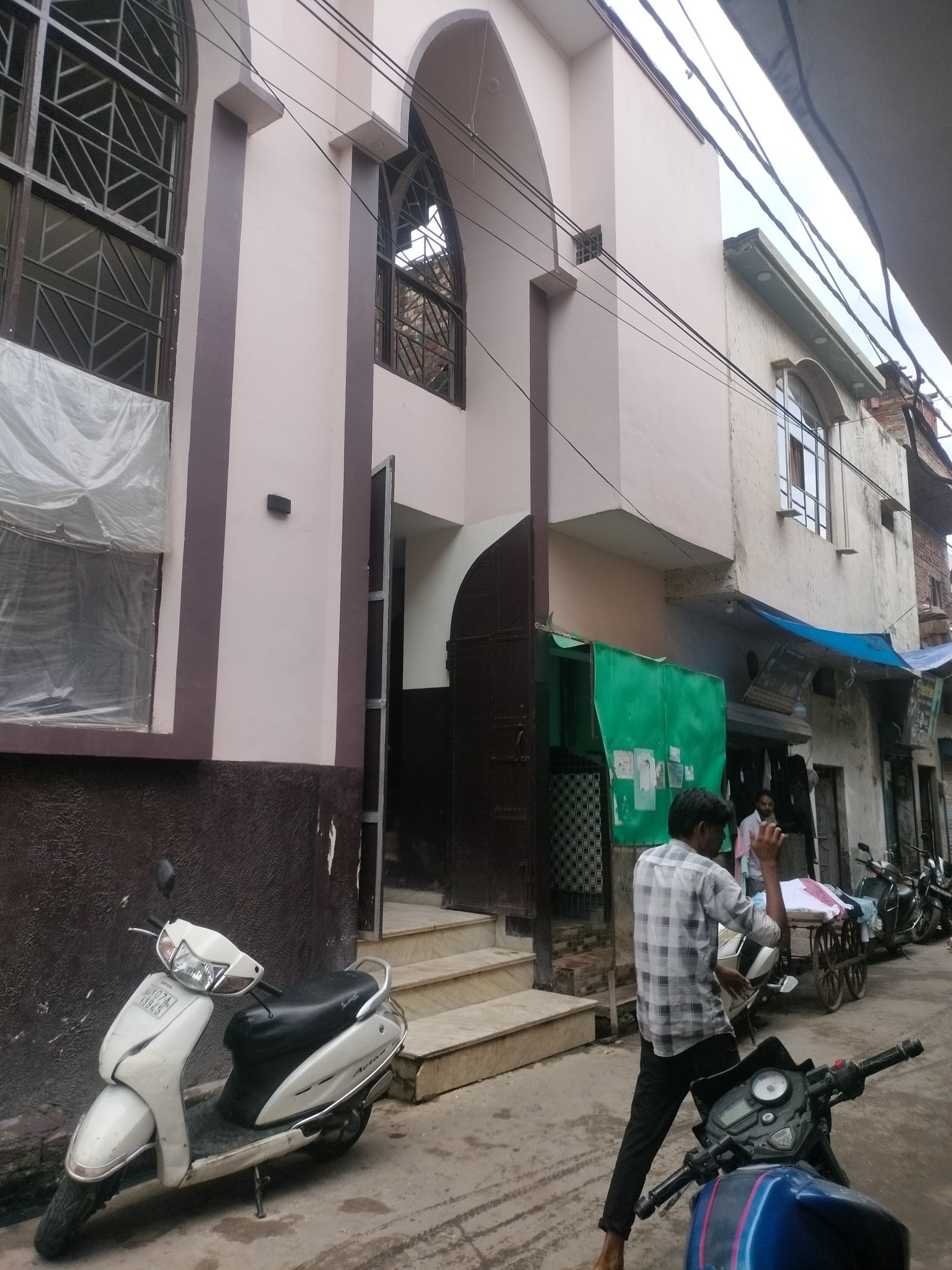 Masjid Mohammad Farhad 