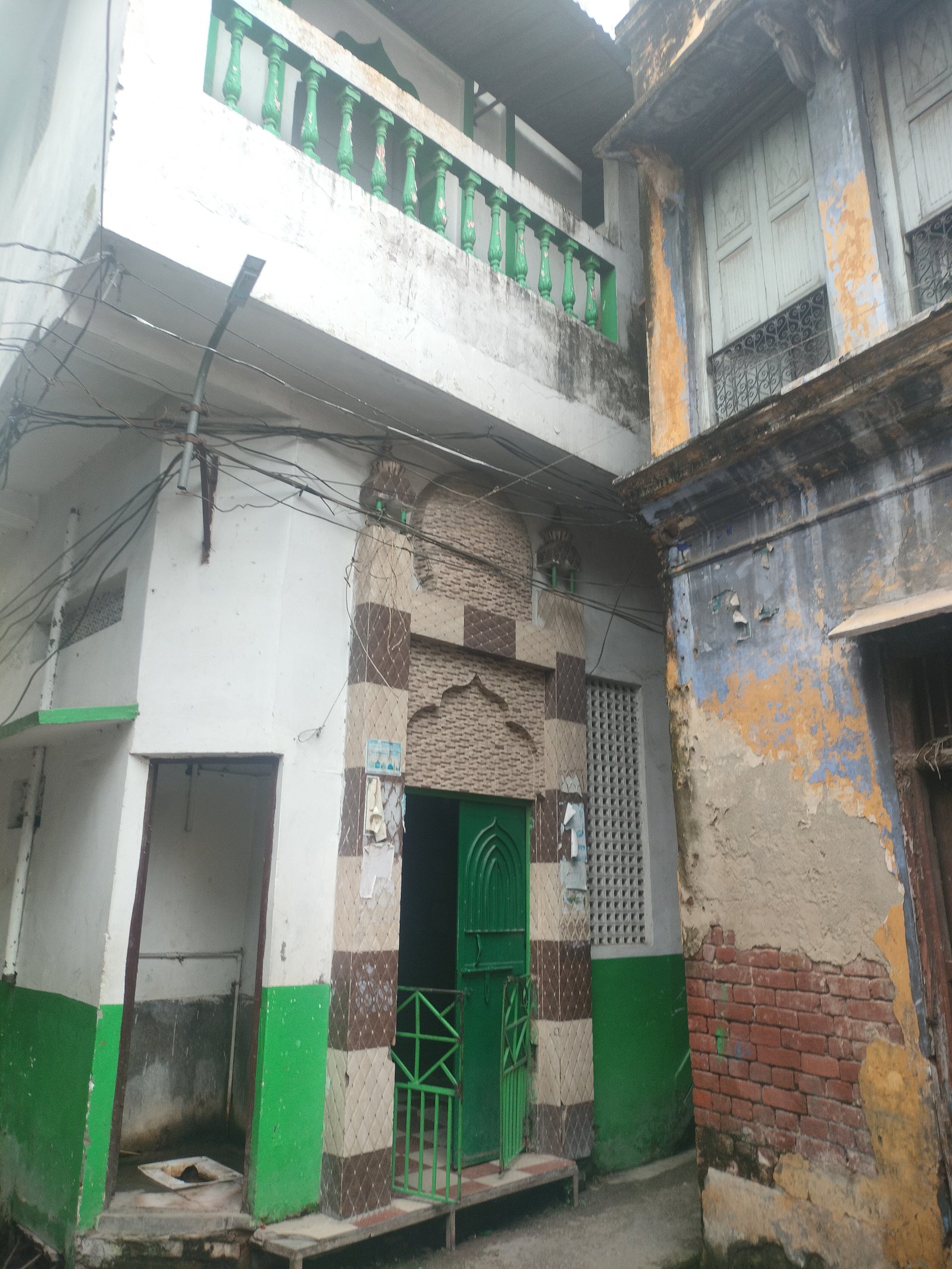 Masjid Teergran