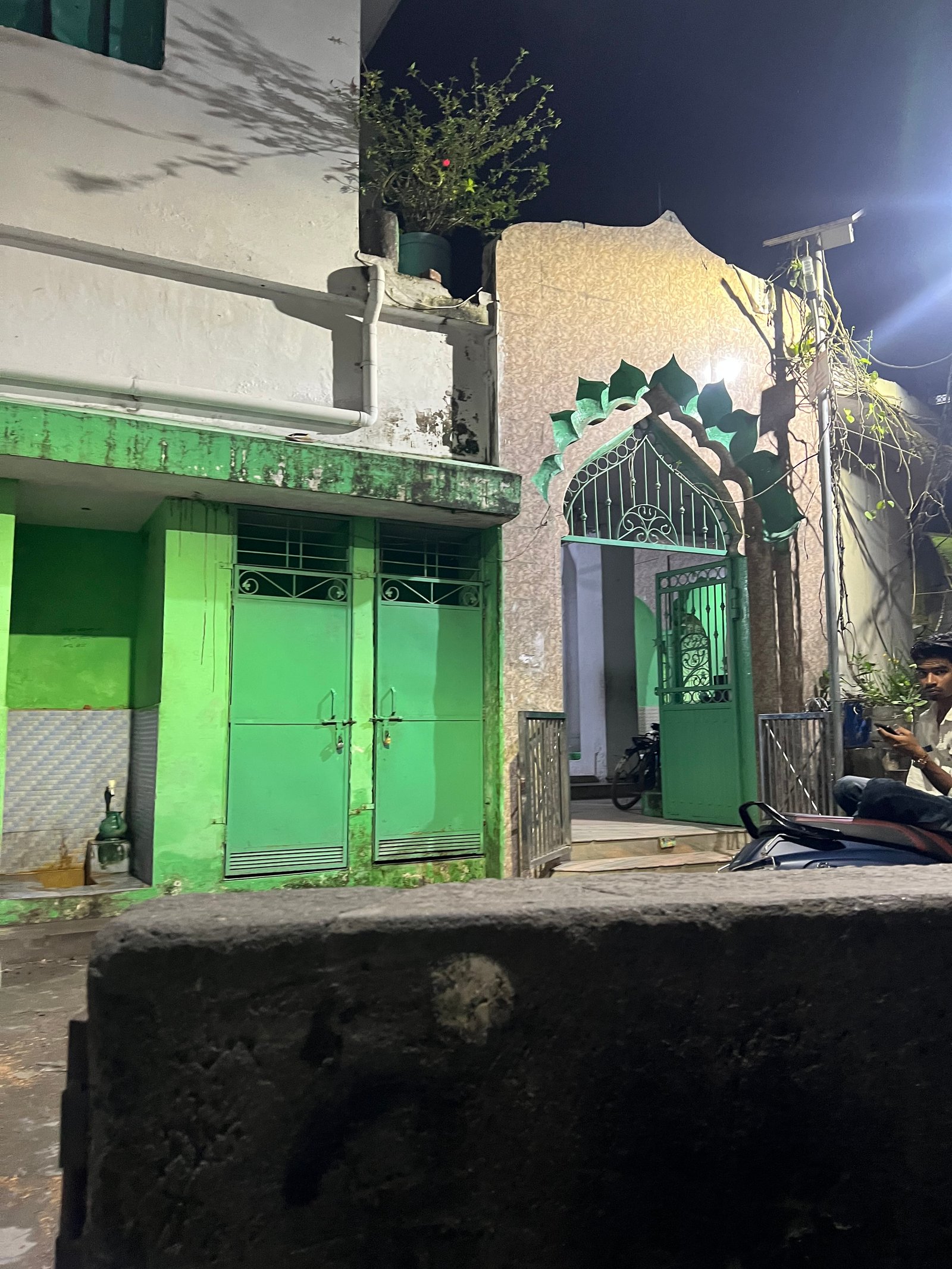 Masjid Sheesho wali