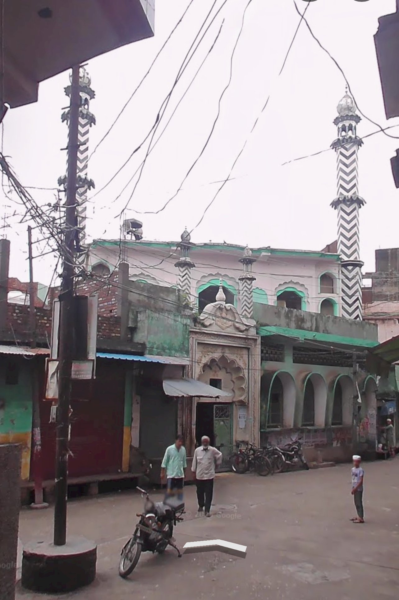 Masjid Aali