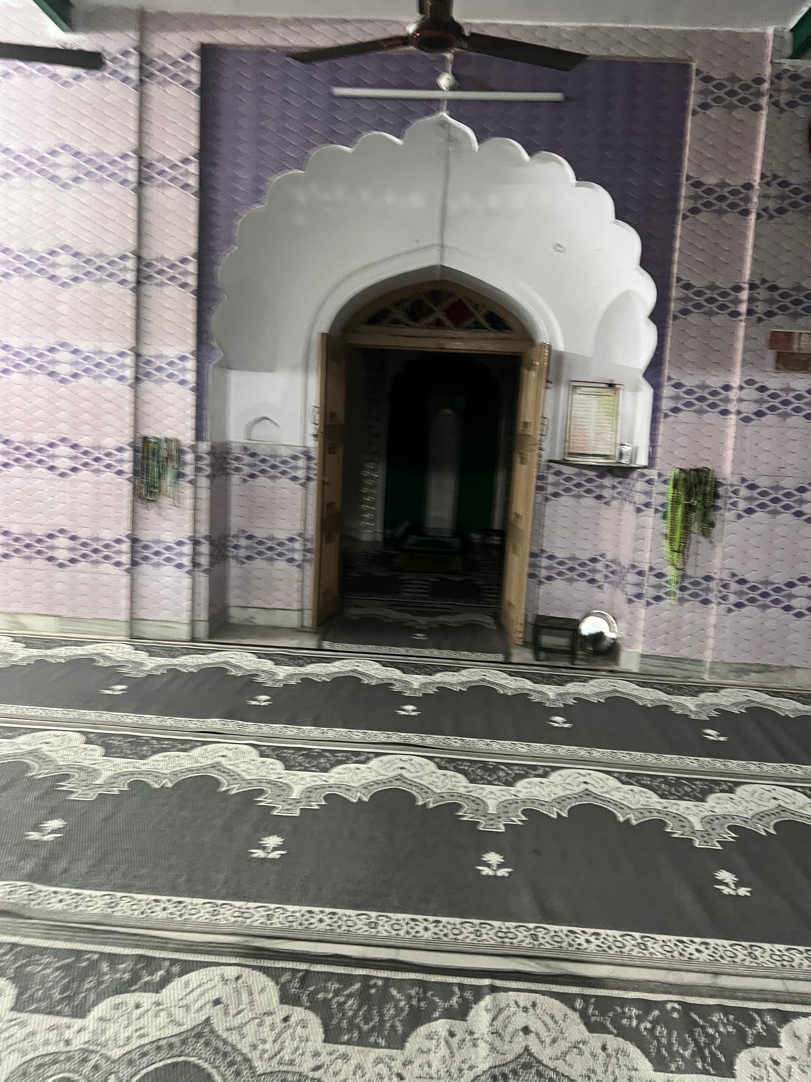 Muglo wali Masjid 